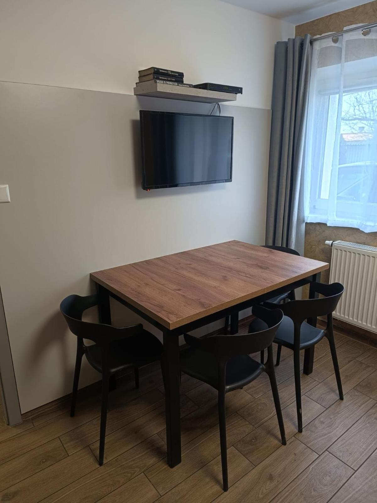 Apartament Japko Gliwice Bagian luar foto